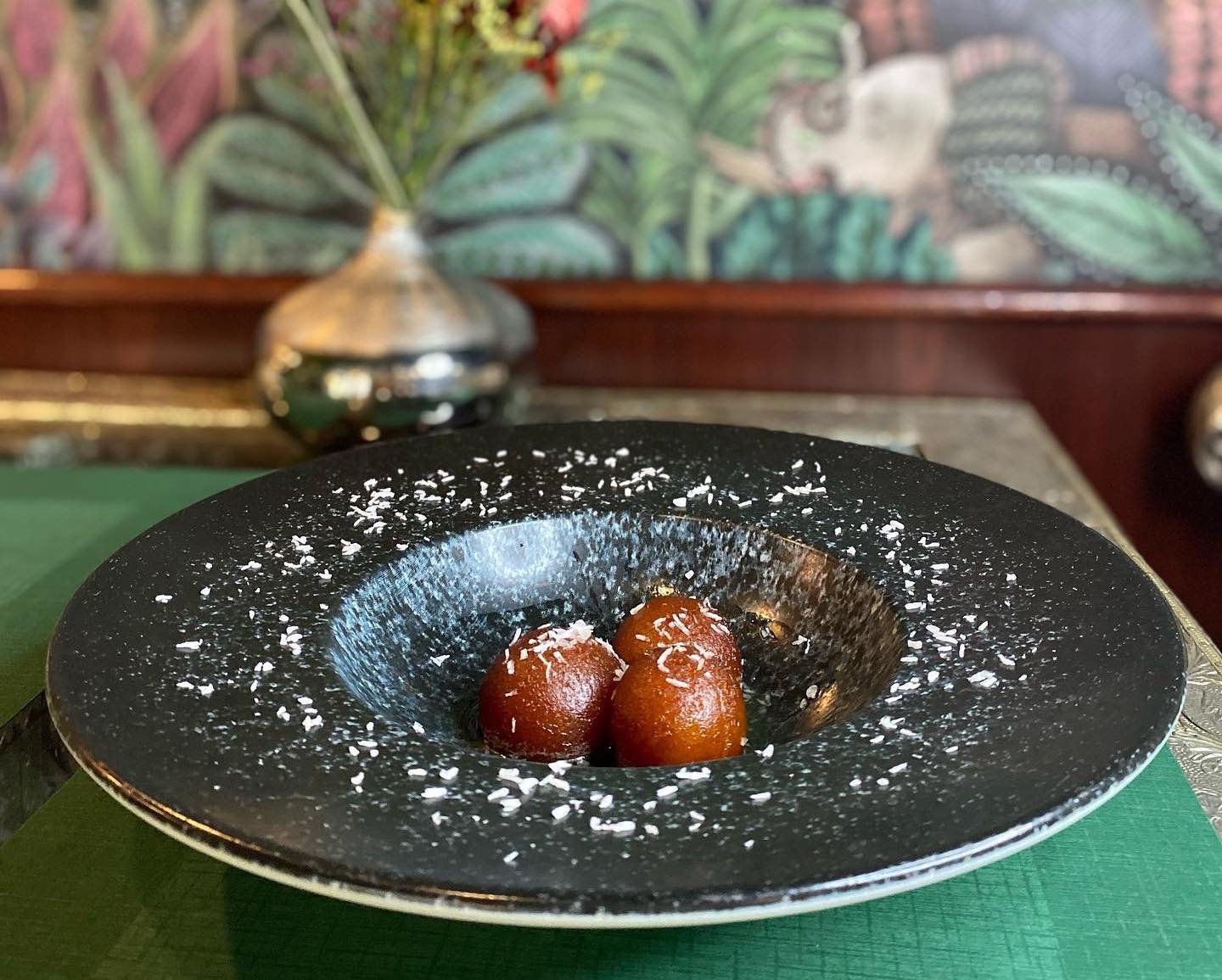 Desserts in Vilnius - Sues Indian Raja