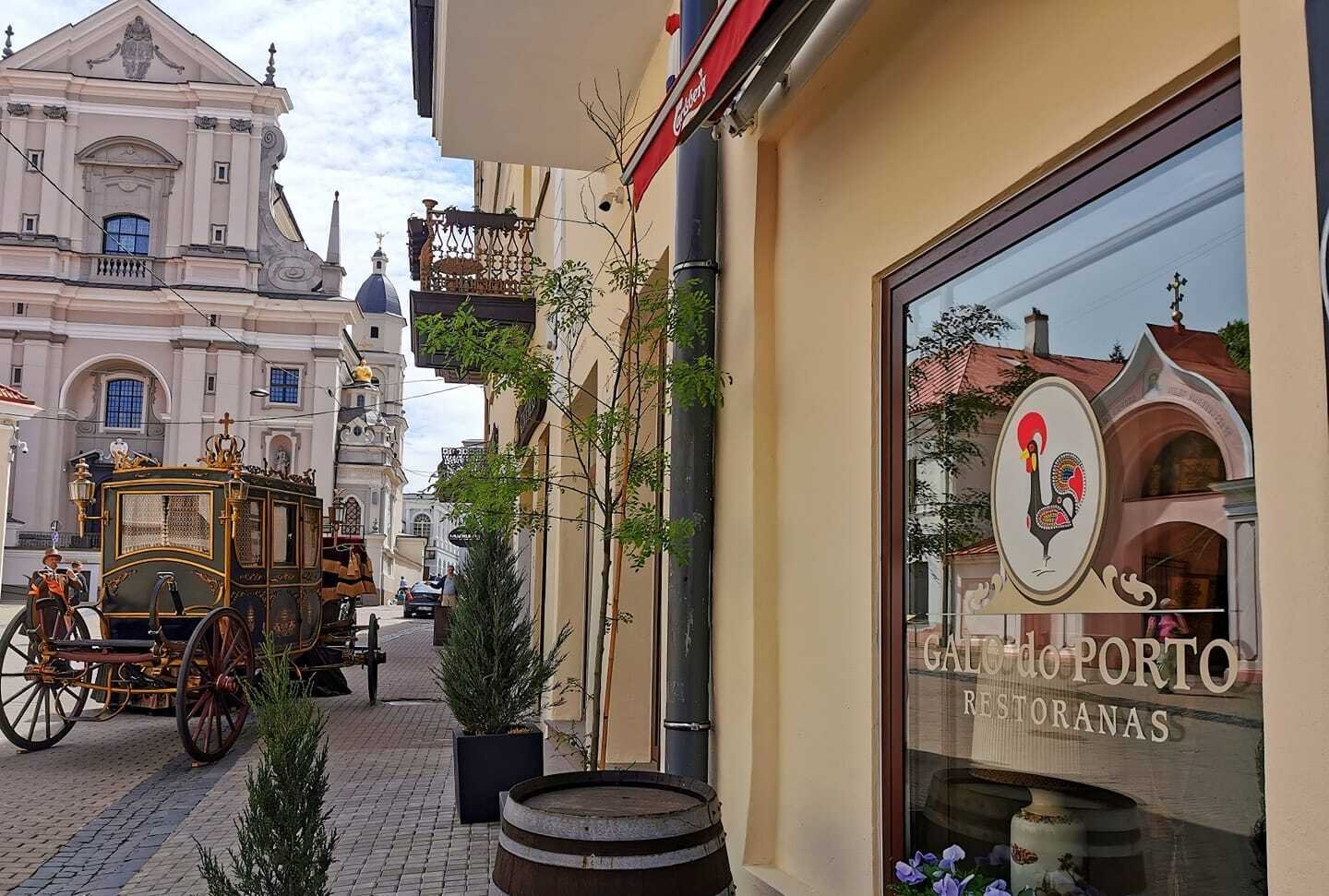 Galo Do Porto - restaurants in Vilnius with a view.